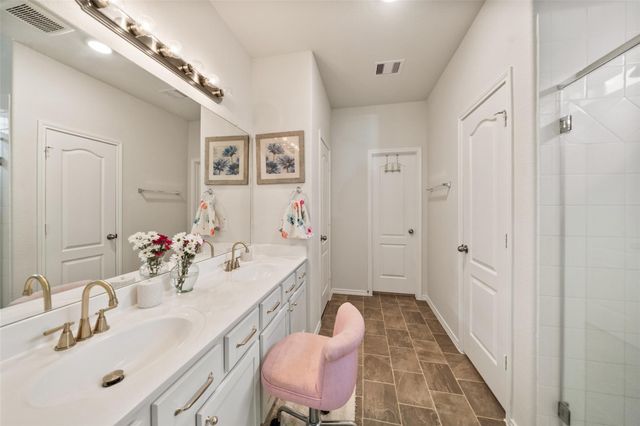 9985 Mountain Lion Lane, Magnolia, TX 77354