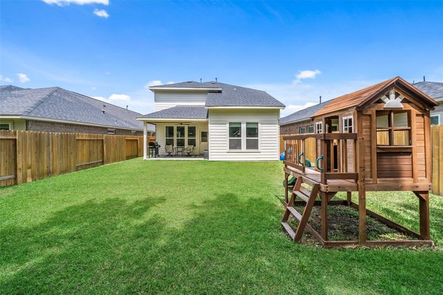 9985 Mountain Lion Lane, Magnolia, TX 77354