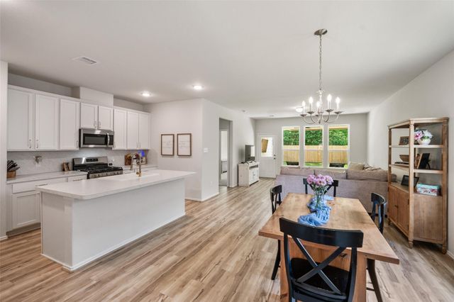 9985 Mountain Lion Lane, Magnolia, TX 77354