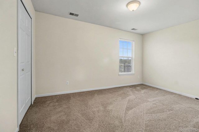 20006 Hidden Oaks Drive, Brownstown Charter Township, MI 48183