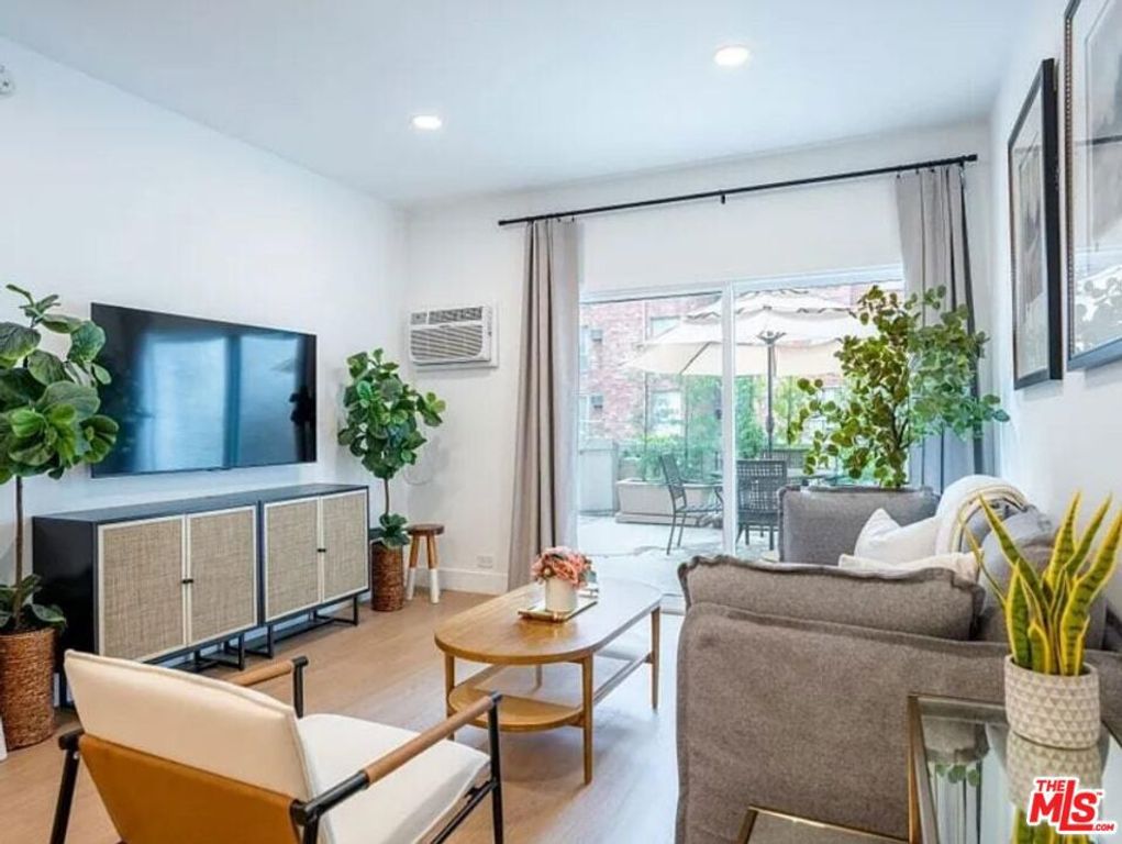 1440 Veteran Avenue 236, Los Angeles, CA 90024