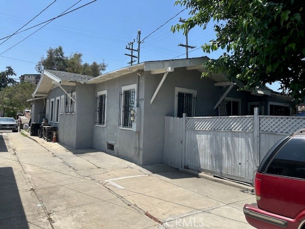 2132 Lincoln Park Avenue, Lincoln Heights, CA 90031
