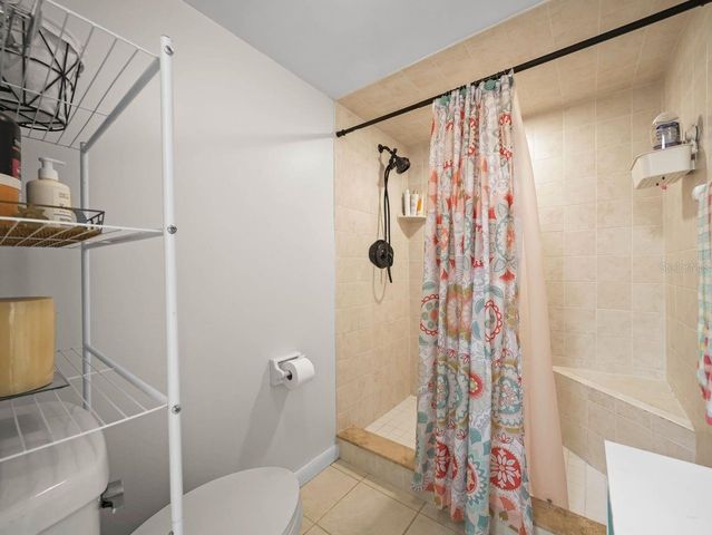 1130 N LAKE PARKER AVENUE A201, Lakeland, FL 33805