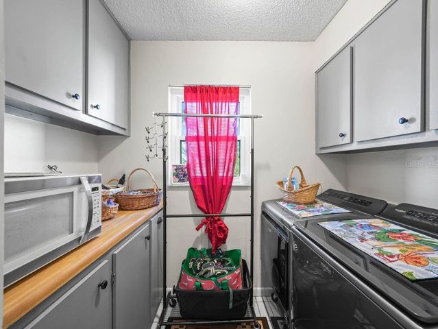 1130 N LAKE PARKER AVENUE A201, Lakeland, FL 33805