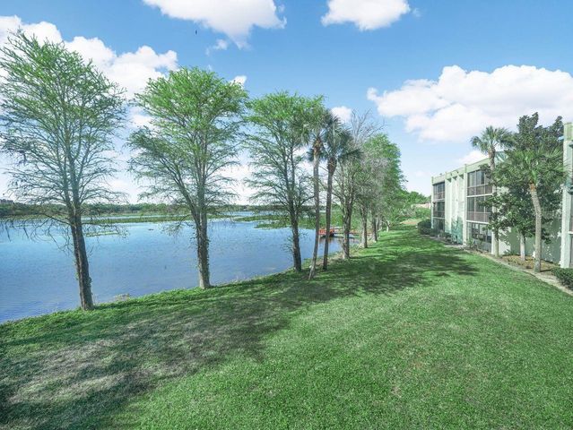 1130 N LAKE PARKER AVENUE A201, Lakeland, FL 33805