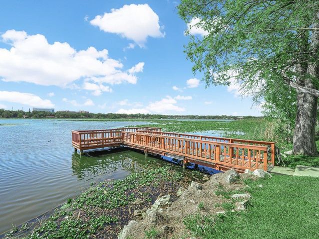 1130 N LAKE PARKER AVENUE A201, Lakeland, FL 33805