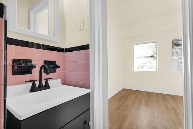 12287 NE 7th Ave 3, North Miami, FL 33161