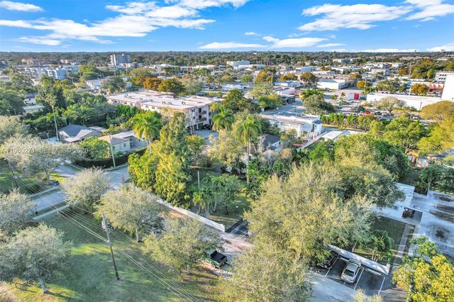 12287 NE 7th Ave 3, North Miami, FL 33161