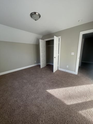 57 Hillside Cove Dr, Woodbury, TN 37190