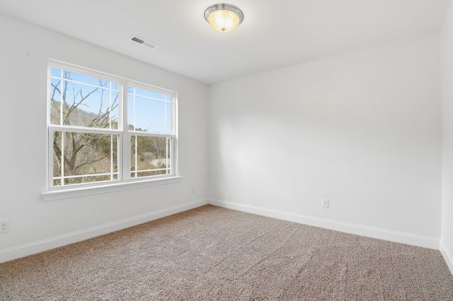 57 Hillside Cove Dr, Woodbury, TN 37190