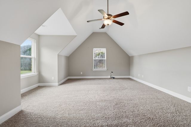 57 Hillside Cove Dr, Woodbury, TN 37190