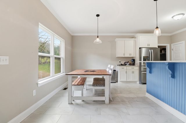 57 Hillside Cove Dr, Woodbury, TN 37190