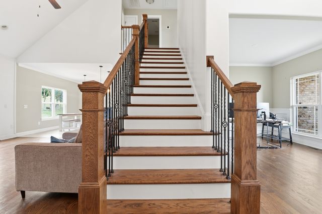 57 Hillside Cove Dr, Woodbury, TN 37190