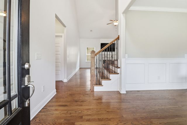 57 Hillside Cove Dr, Woodbury, TN 37190