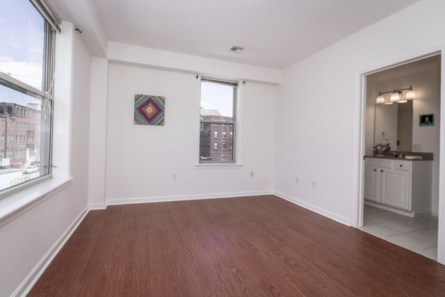 70 Washington St 207, Haverhill, MA 01832