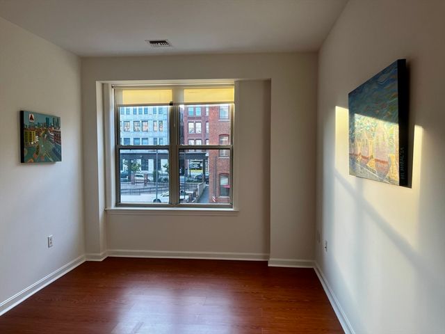 70 Washington St 207, Haverhill, MA 01832