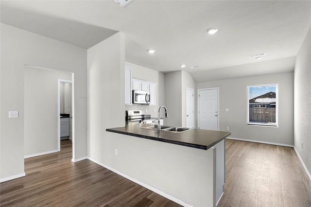 1402 S Pampas, Siloam Springs, AR 72761