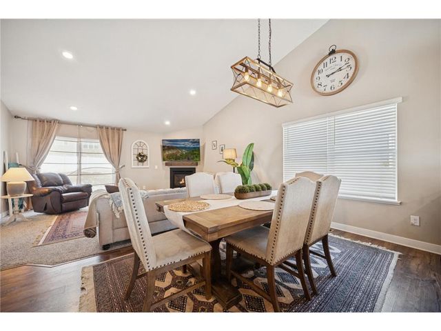 7737 205th Street, Lakeville, MN 55044