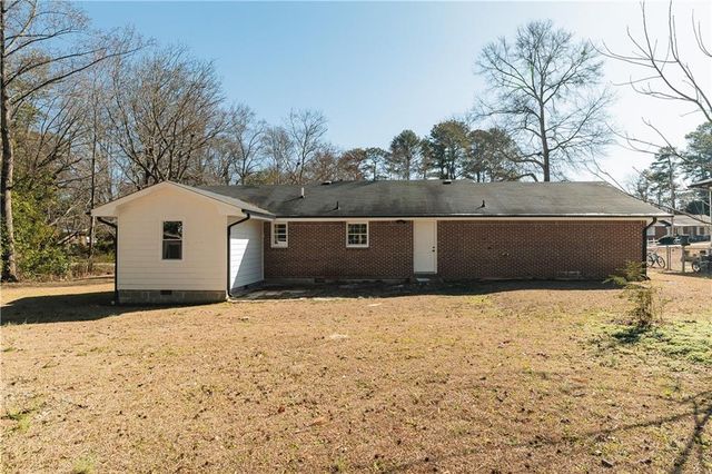 419 Lockridge Lane, Lawrenceville, GA 30046