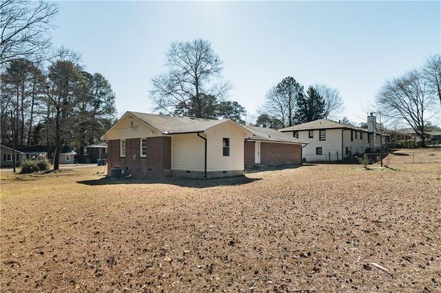 419 Lockridge Lane, Lawrenceville, GA 30046