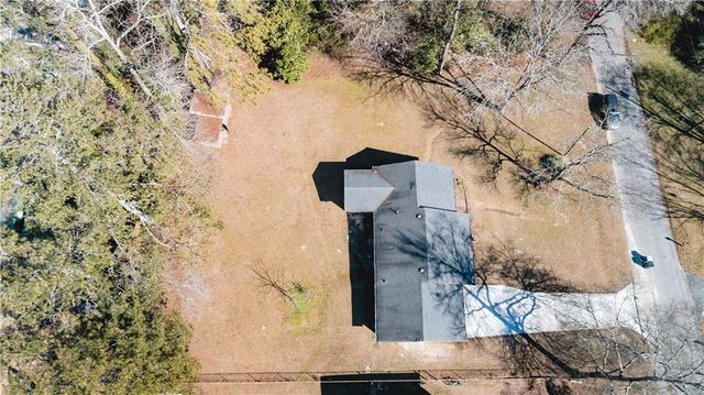 419 Lockridge Lane, Lawrenceville, GA 30046