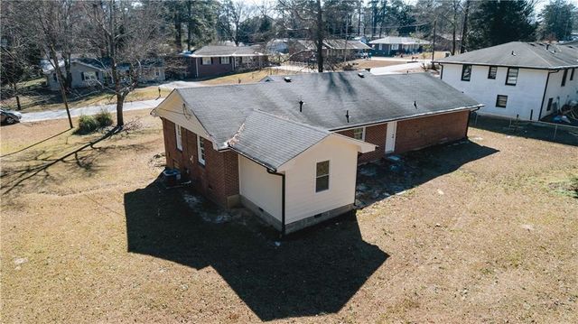 419 Lockridge Lane, Lawrenceville, GA 30046