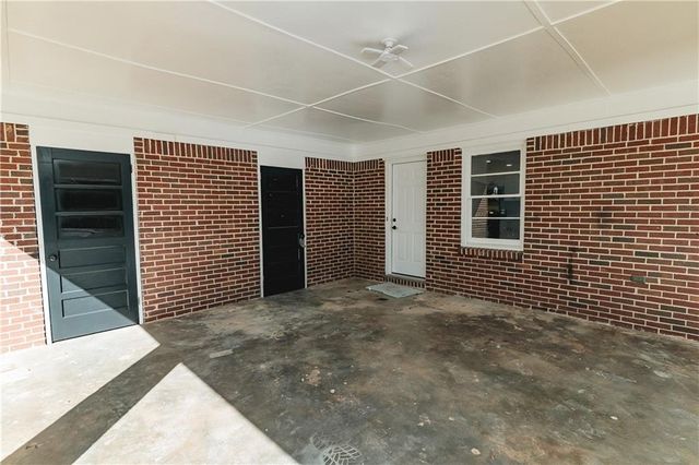 419 Lockridge Lane, Lawrenceville, GA 30046