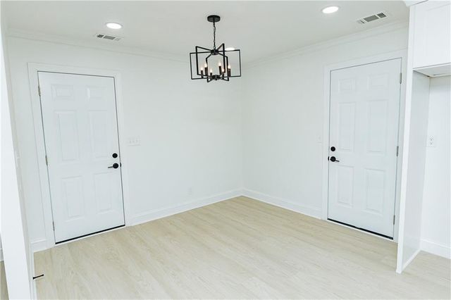 419 Lockridge Lane, Lawrenceville, GA 30046