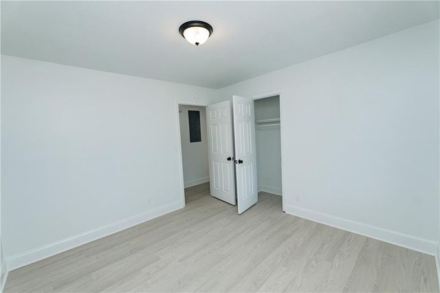 419 Lockridge Lane, Lawrenceville, GA 30046