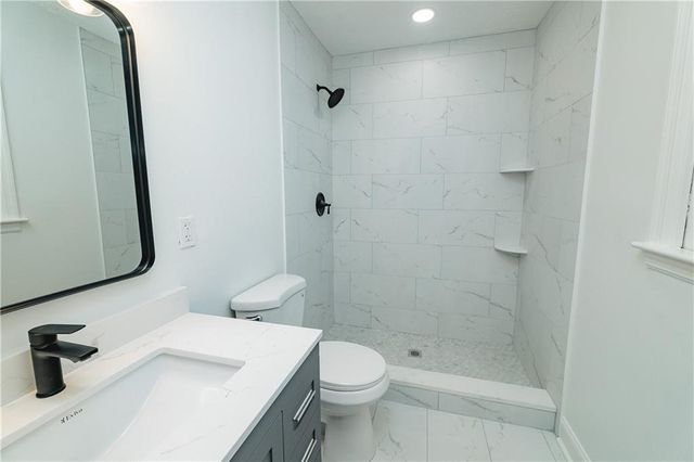 419 Lockridge Lane, Lawrenceville, GA 30046