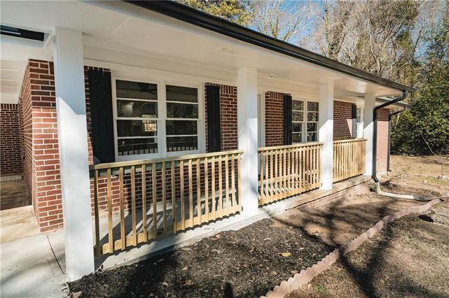 419 Lockridge Lane, Lawrenceville, GA 30046