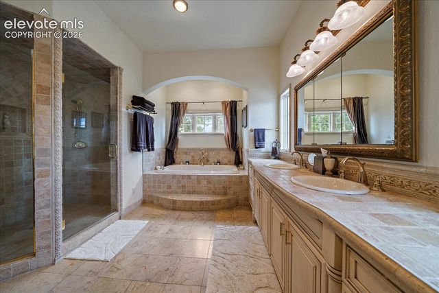 1175 Castle Pointe Drive, Castle Rock, CO 80104