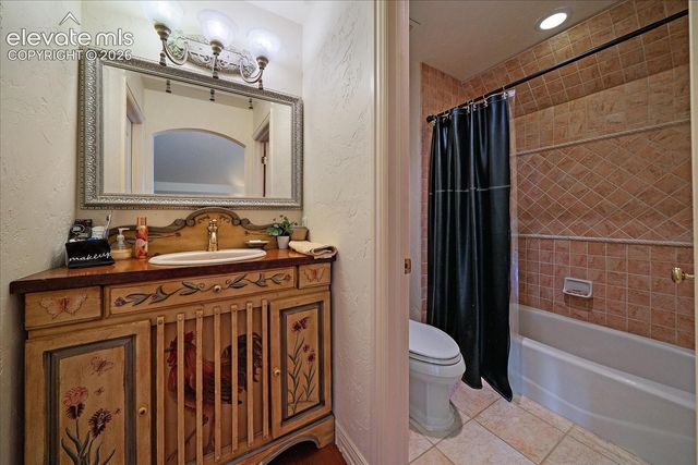 1175 Castle Pointe Drive, Castle Rock, CO 80104