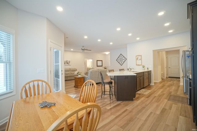 3990 E Kings Pass, Warsaw, IN 46582