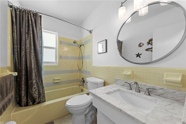 1212 Barnsdale ST, Lehigh Acres, FL 33936