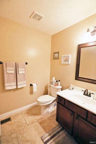 8901 Wynnfield Drive, Evansville, IN 47725