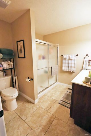 8901 Wynnfield Drive, Evansville, IN 47725