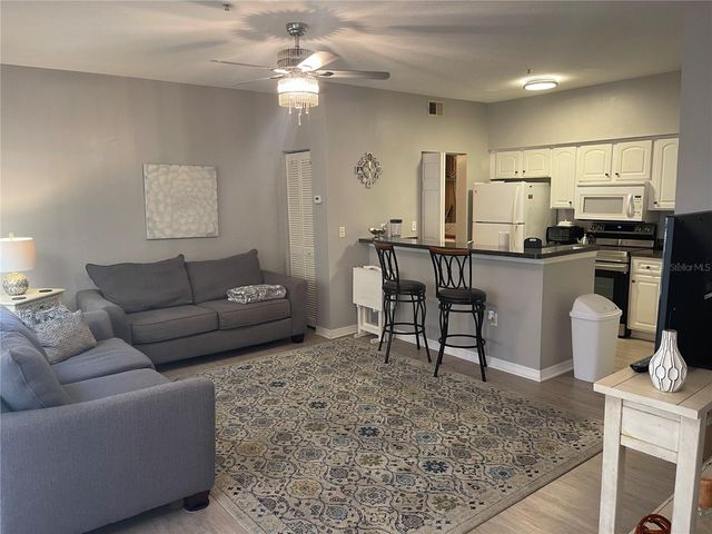 10764 70TH AVENUE 2207, Seminole, FL 33772