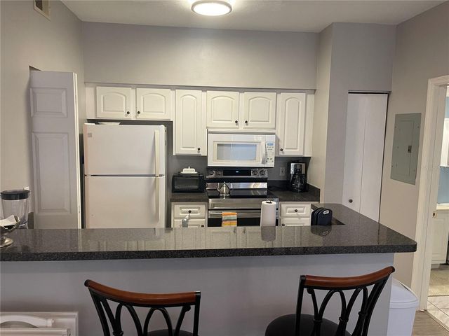 10764 70TH AVENUE 2207, Seminole, FL 33772