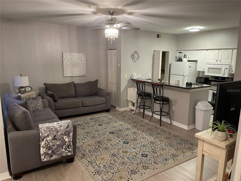 10764 70TH AVENUE 2207, Seminole, FL 33772