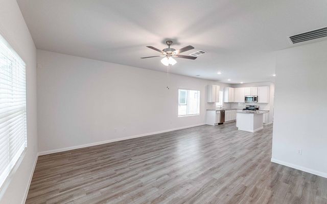 510 Timber Brook DR, Hutto, TX 78634
