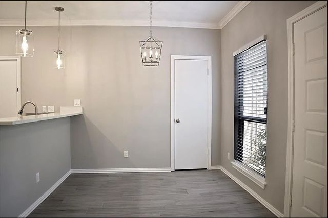 7340 Skillman Street 101, Dallas, TX 75231