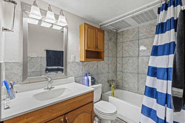 126 Lynnwood Place, Lewisville, TX 75067