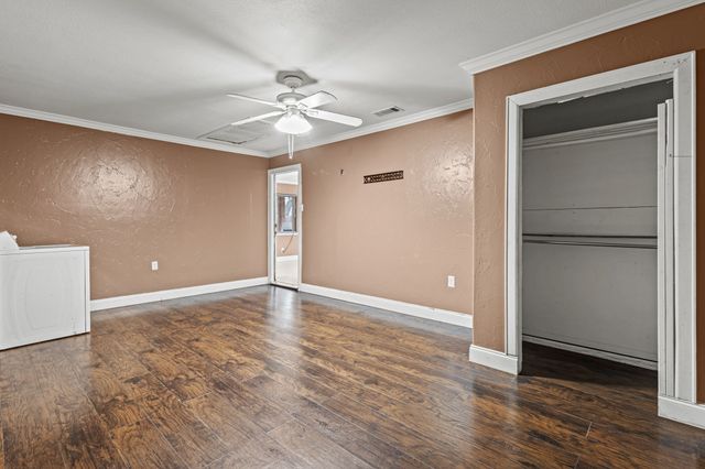 126 Lynnwood Place, Lewisville, TX 75067