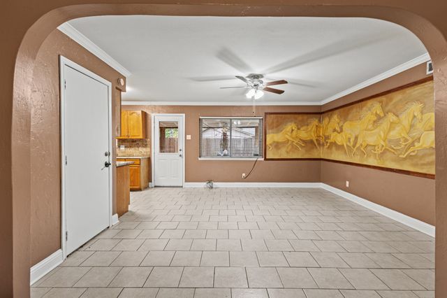 126 Lynnwood Place, Lewisville, TX 75067