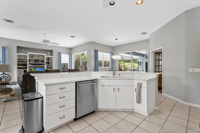 288 VENICE GOLF CLUB DRIVE, Venice, FL 34292