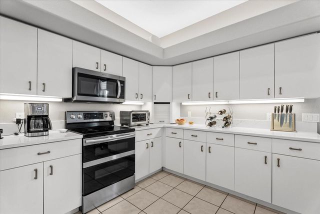288 VENICE GOLF CLUB DRIVE, Venice, FL 34292