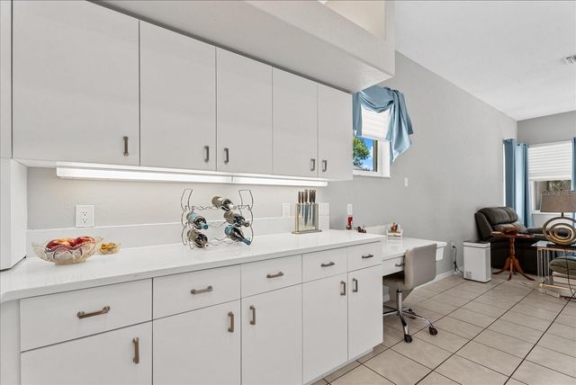 288 VENICE GOLF CLUB DRIVE, Venice, FL 34292