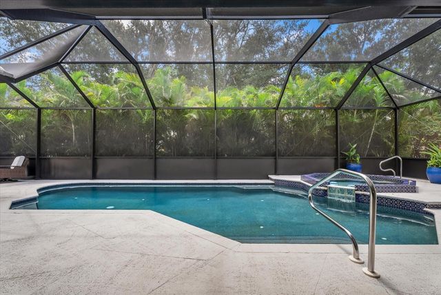 288 VENICE GOLF CLUB DRIVE, Venice, FL 34292