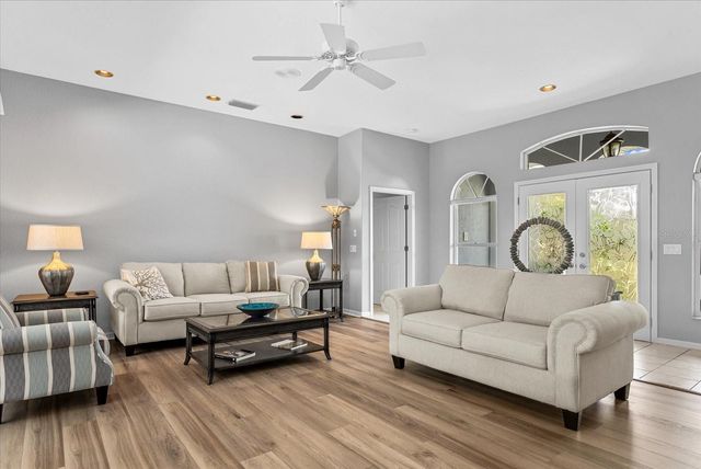 288 VENICE GOLF CLUB DRIVE, Venice, FL 34292